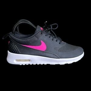 Nike Air Max Thea (GS) Youth Shoes )Black/Hyper Pink/White) Size: 7Y